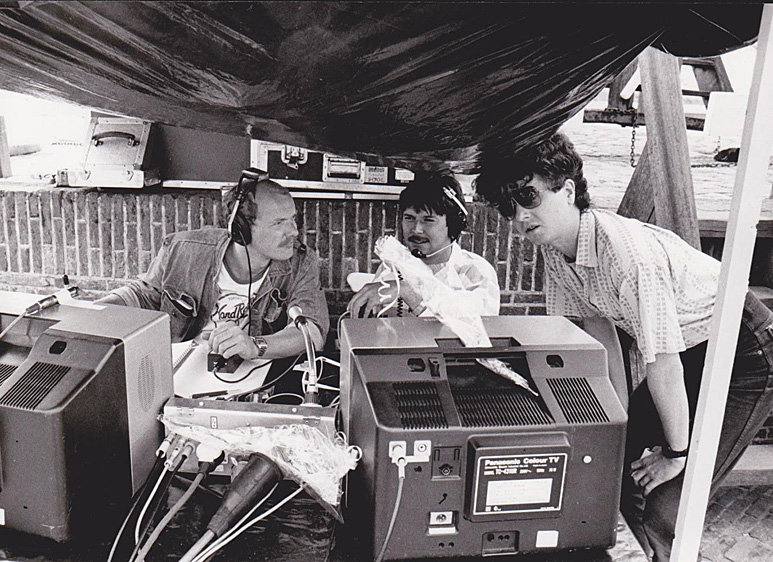 Op deze OmroepFoto : Nederland Muziekland in Heusden in 1986. Links Mark van 't Woud, naast hem Rudi
Komaromi.